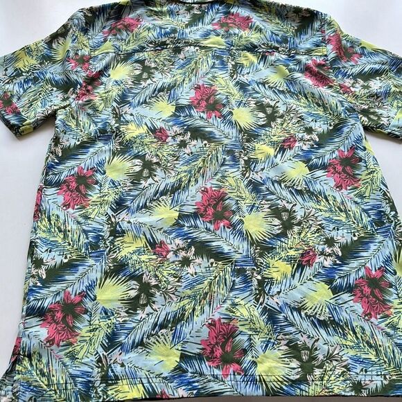 One Resolution Clothing Hawaiian Tropical Button Up Sz. M - Picture 2 of 10